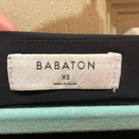 New Babaton off the shoulder blouse - Picture 10 of 11